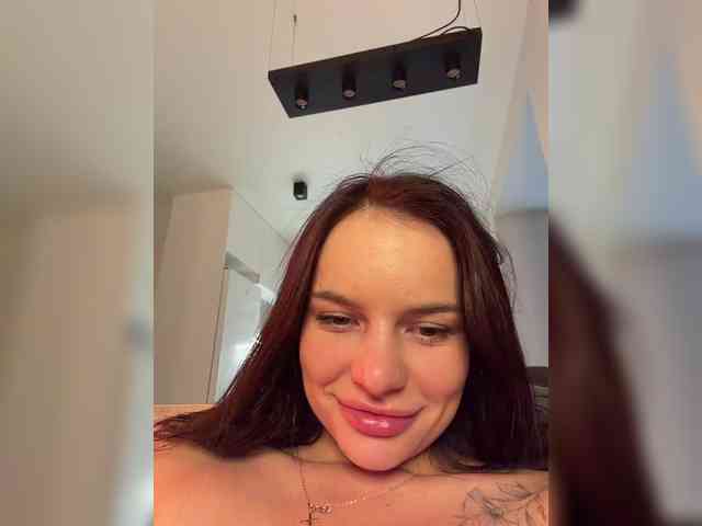 Klubnika13 webcam