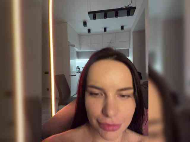 Klubnika13 webcam