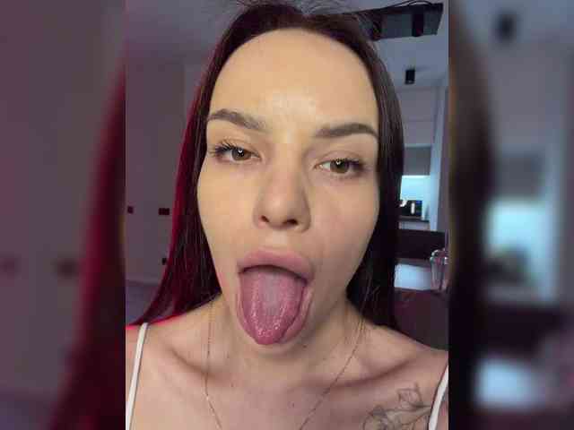 Klubnika13 webcam