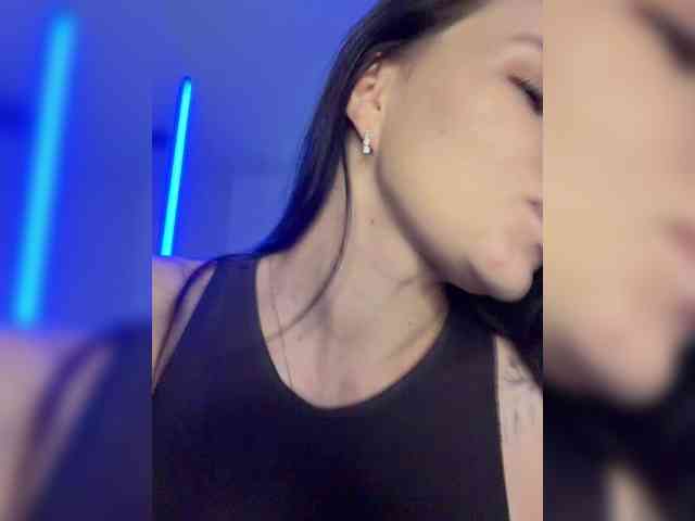 Klubnika13 webcam