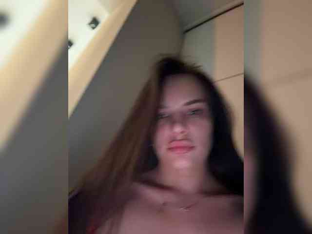 Klubnika13 webcam
