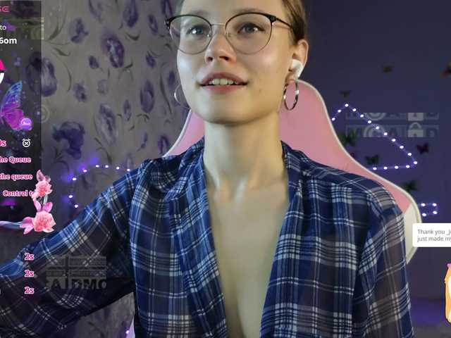 Armura live cam on BongaCams