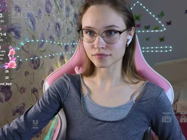 Armura's BongaCams show and profile