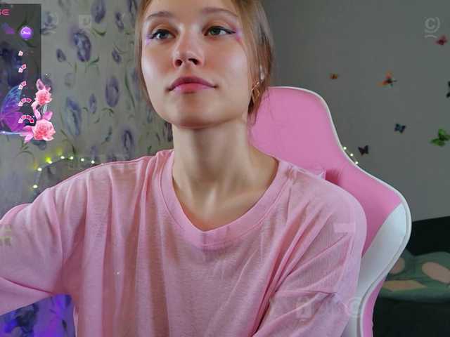 Armura live cam on BongaCams