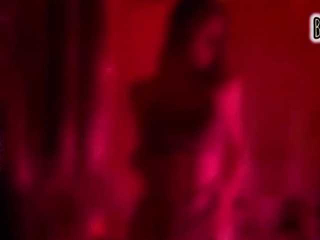 Armura live webcam show