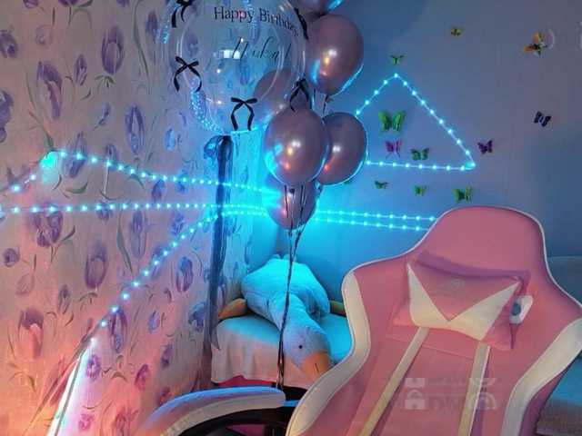 Armura live cam on BongaCams