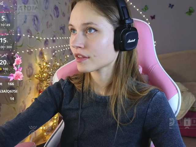 go to chat with Armura