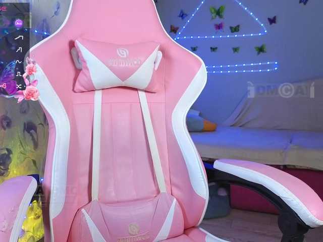 Armura live cam on BongaCams