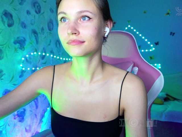 Armura live cam on BongaCams