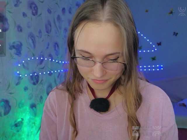 Armura live webcam show
