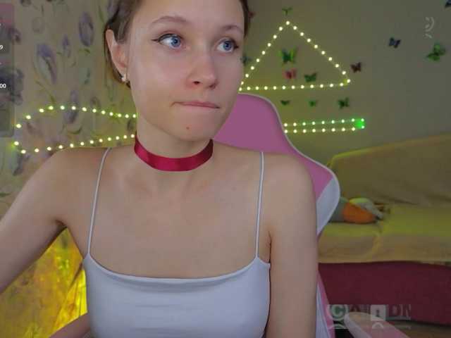 Armura live webcam show