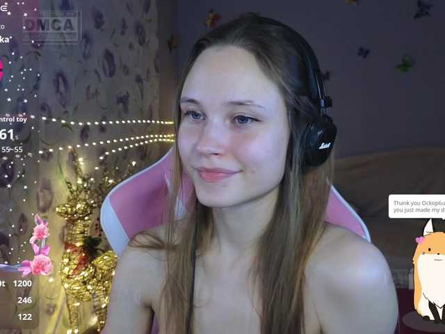 Armura's BongaCams show and profile