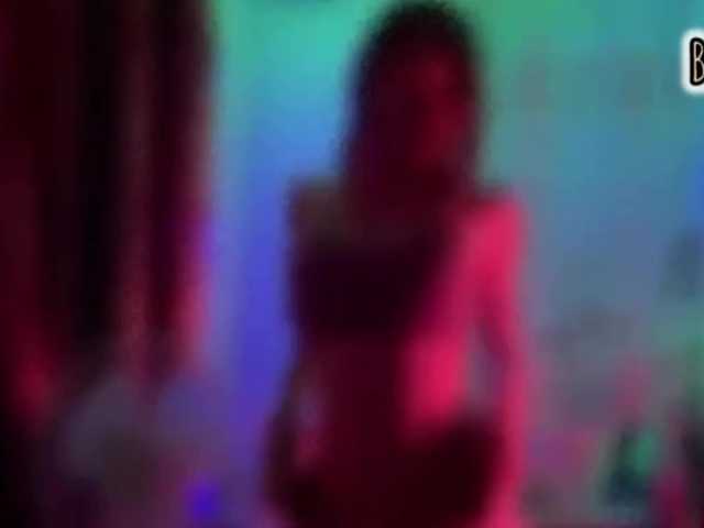 Armura live webcam show