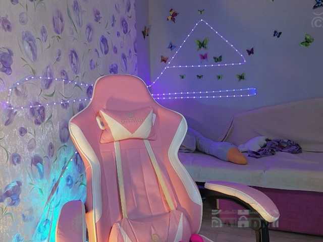Armura live cam on BongaCams
