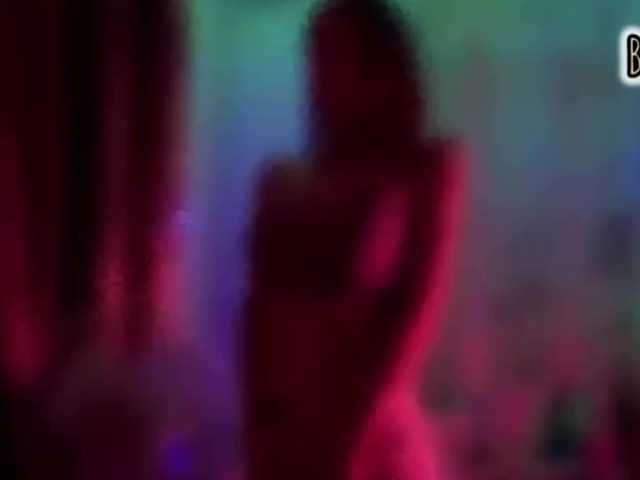 Armura live webcam show