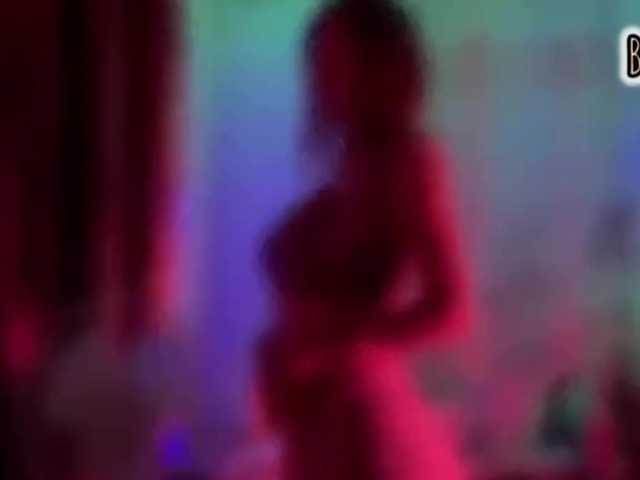 Armura's BongaCams show and profile