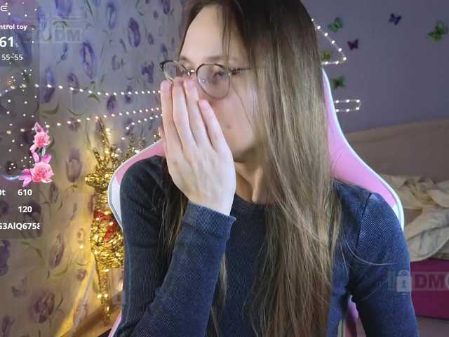 Armura's BongaCams show and profile