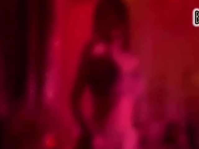 Armura live webcam show