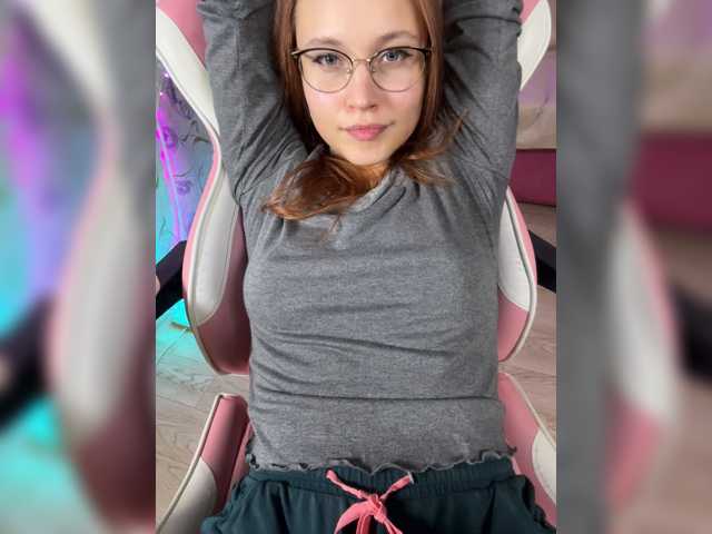 Armura live cam on BongaCams
