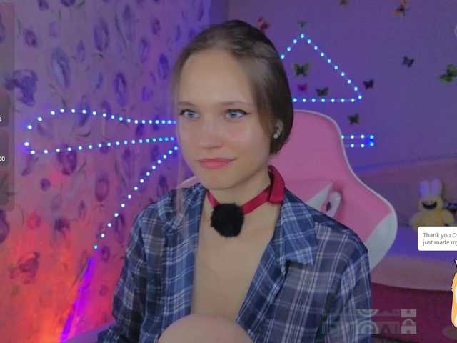 Armura live webcam show