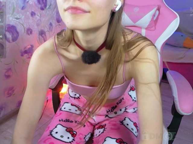 Armura live webcam show