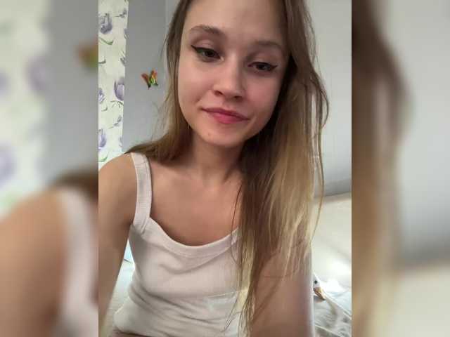 Armura live webcam show