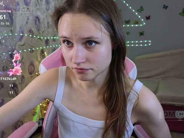 Armura's BongaCams show and profile