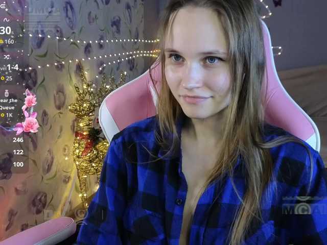 Armura's BongaCams show and profile