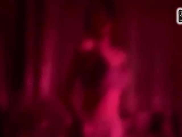 le modèle Armura est en webcam porno dans un show sur le site bongacams, il possède les tags suivants: White/Caucasian,Blonde,Shaved
