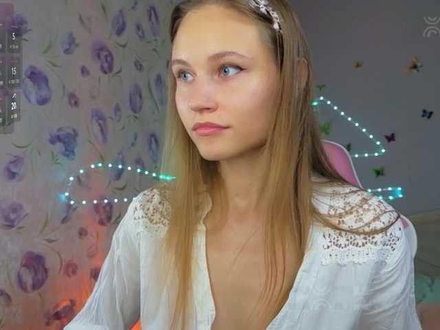 Armura live cam on BongaCams