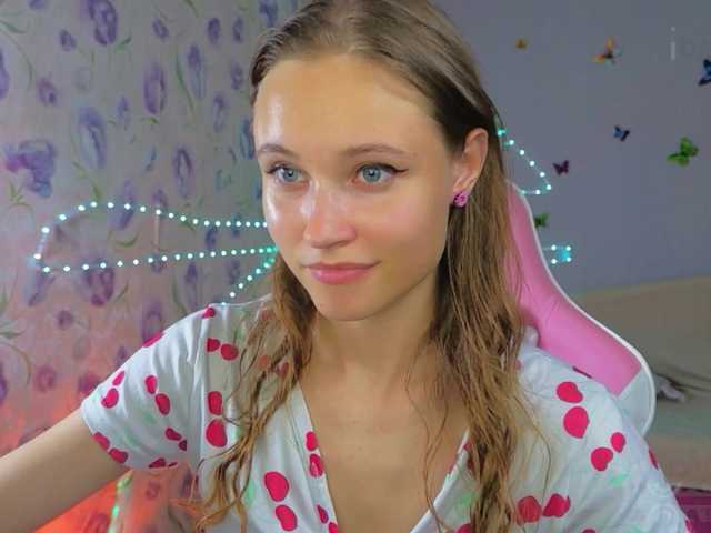 Armura live cam on BongaCams