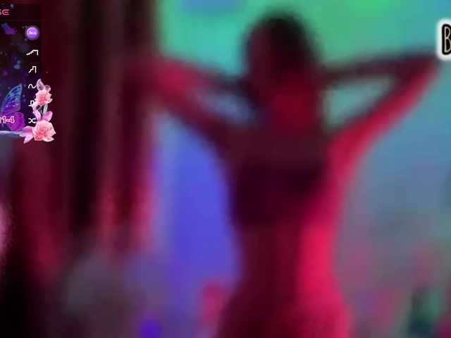 Armura live cam on BongaCams