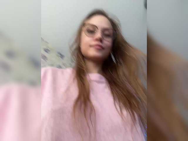 Armura live webcam show