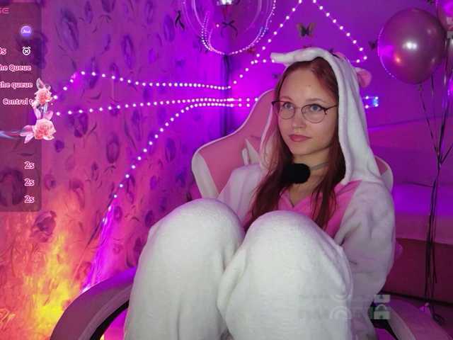 Armura live cam on BongaCams