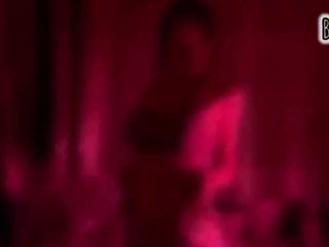 Armura live webcam show