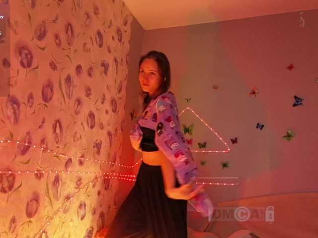 Armura live cam on BongaCams