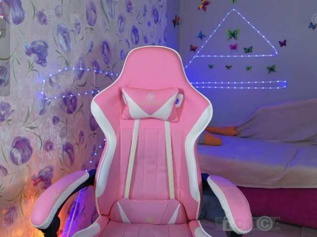 Armura live cam on BongaCams