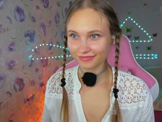 Armura live cam on BongaCams