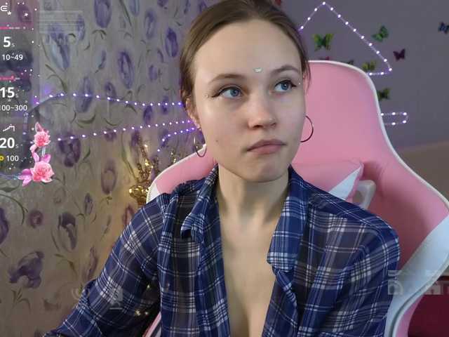 Armura's BongaCams show and profile