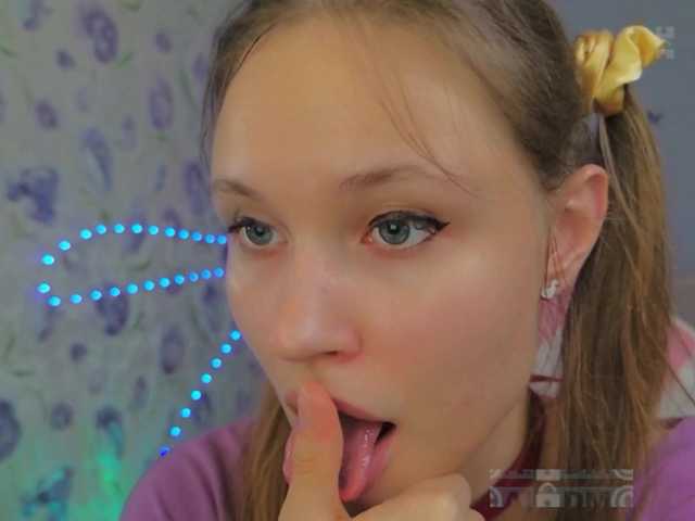 Armura live cam on BongaCams