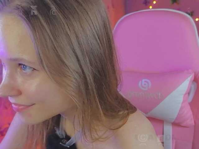 Armura live cam on BongaCams