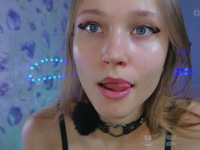 Armura live webcam show