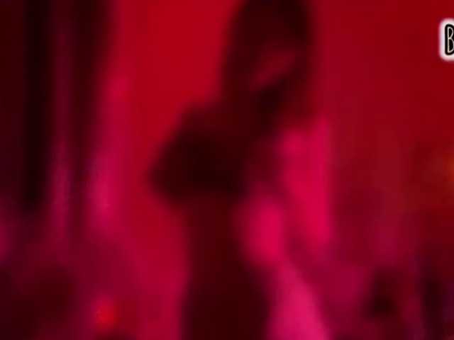 Armura live webcam show