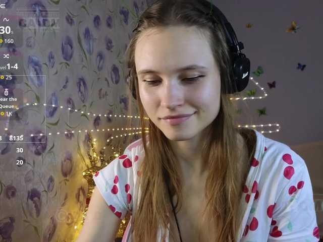 Armura's BongaCams show and profile