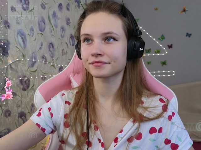 Armura's BongaCams show and profile