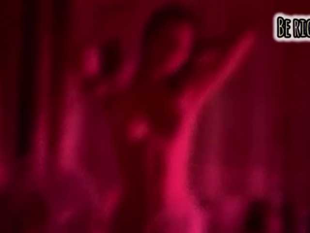 Armura's BongaCams show and profile