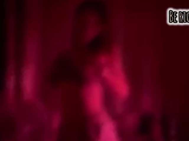 Armura's BongaCams show and profile