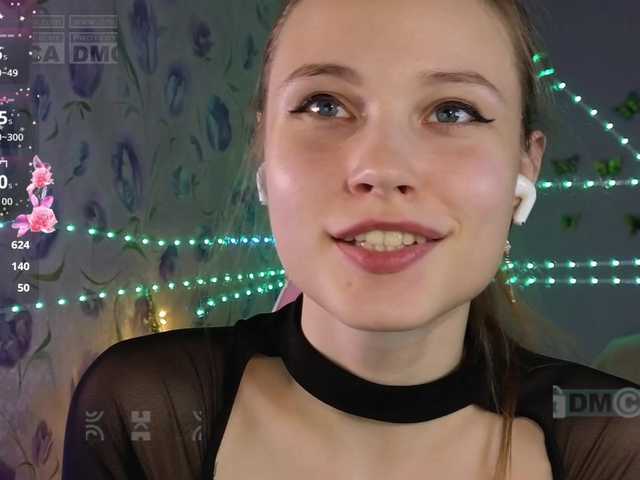 Armura's BongaCams show and profile