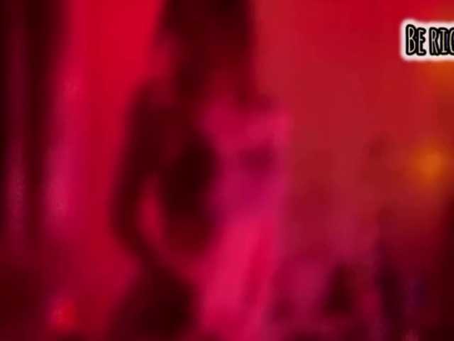 Armura's BongaCams show and profile