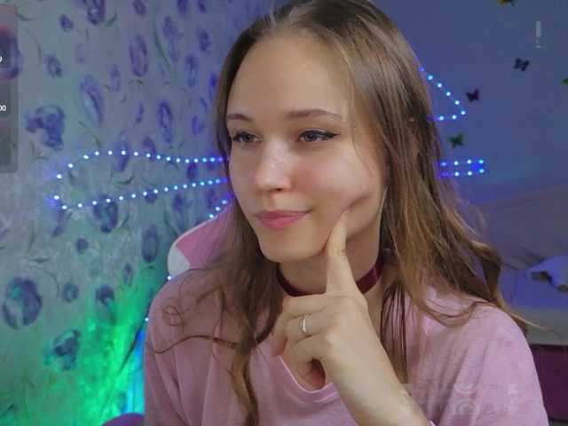 Armura live webcam show